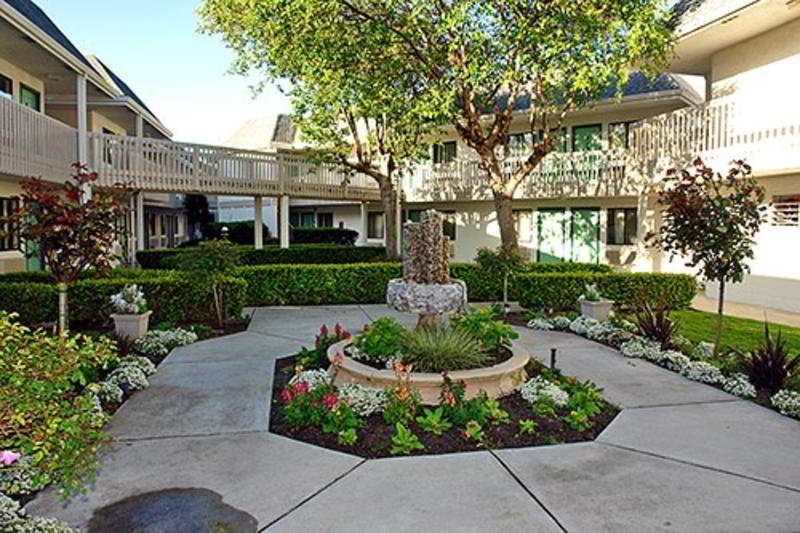 Фото Motel 6 Marina, Ca - Monterey