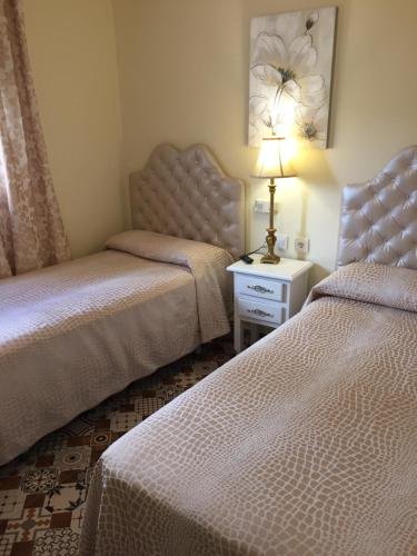 Фото Hostal Lojo