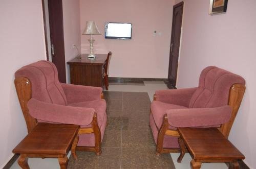 Фото Precious Guest lodge