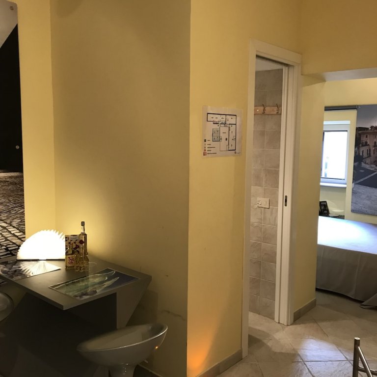 Фото Condotti Dock Suite Rome