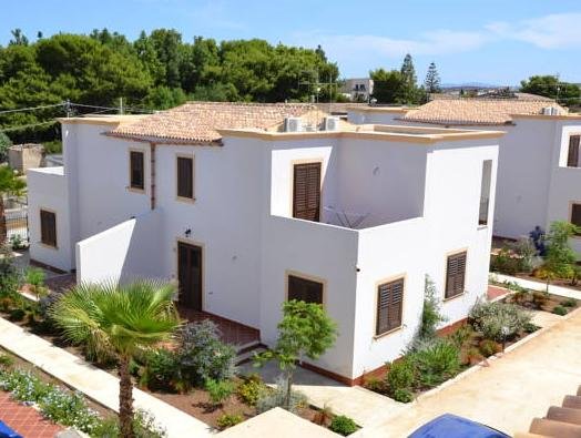 Фото Case Vacanza Torre Lupa