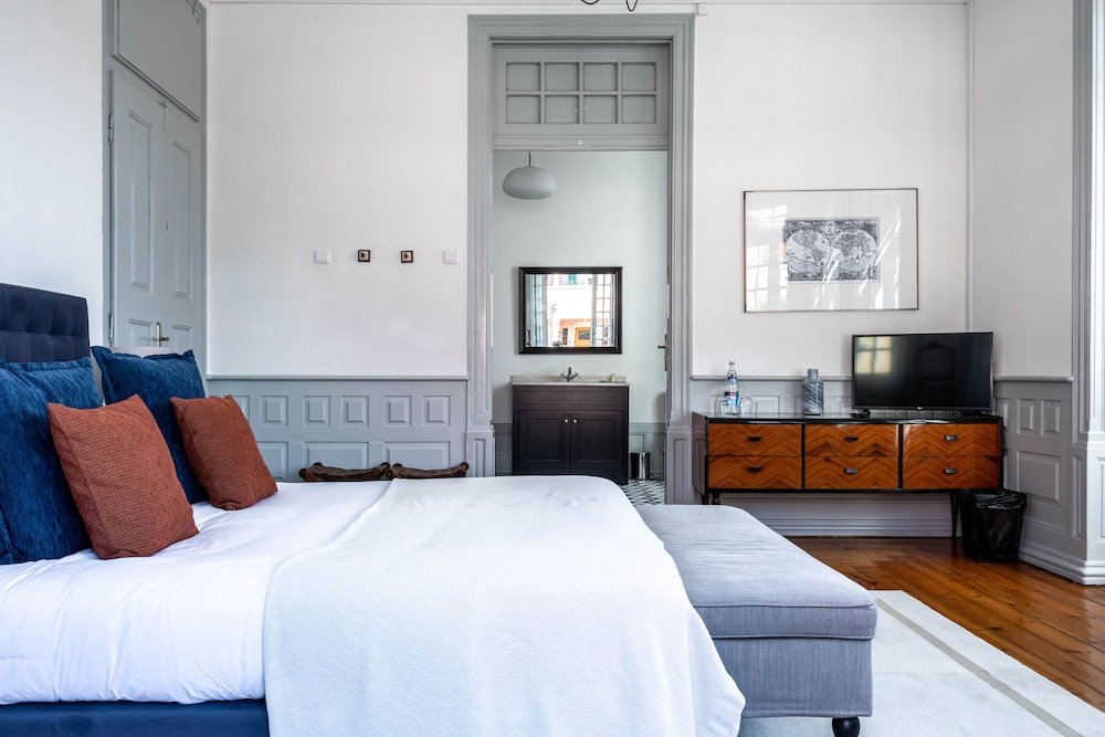 Фото The Luggage