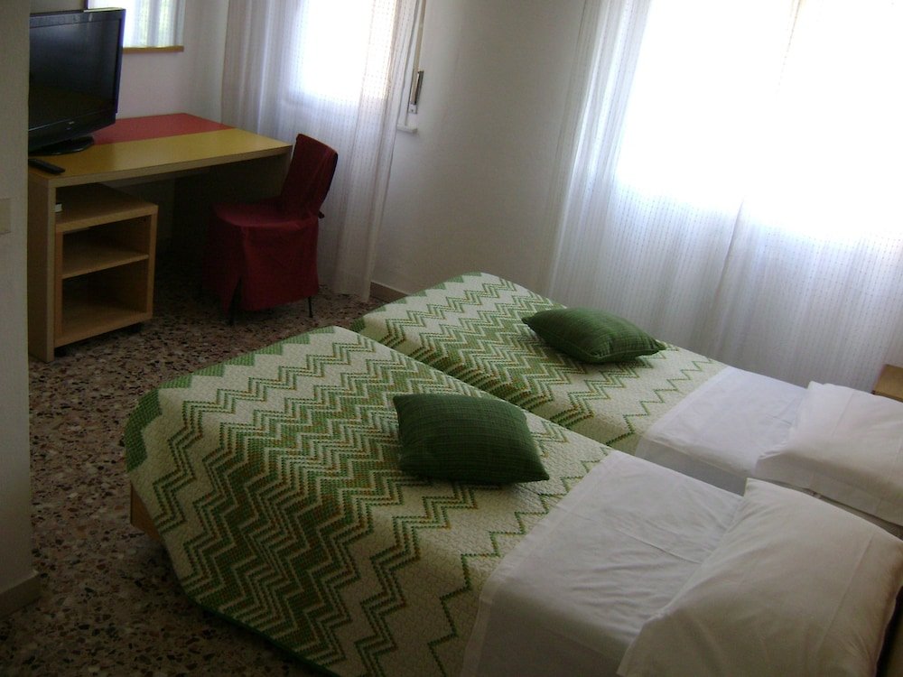 Фото Albergo Moderno