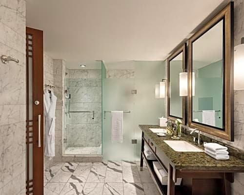 Фото Shangri-la Hotel Toronto