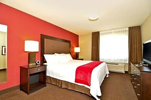 Фото Hawthorn Suites by Wyndham Williston