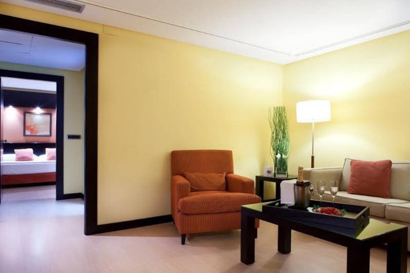 Фото Intelier Rosa