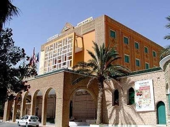 Фото отеля 1