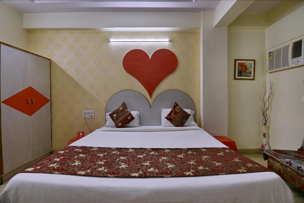 Фото Oyo 2326 Hotel Star Plaza