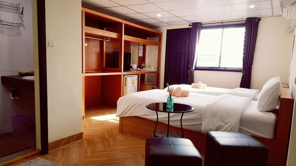 Фото Double D Rooms & Cafe