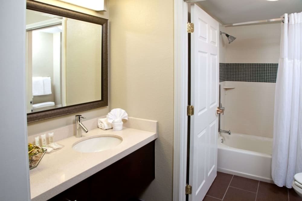 Фото Sonesta Es Suites Torrance Redondo Beach