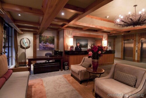 Гостиница Sundial Hotel в Уистлере