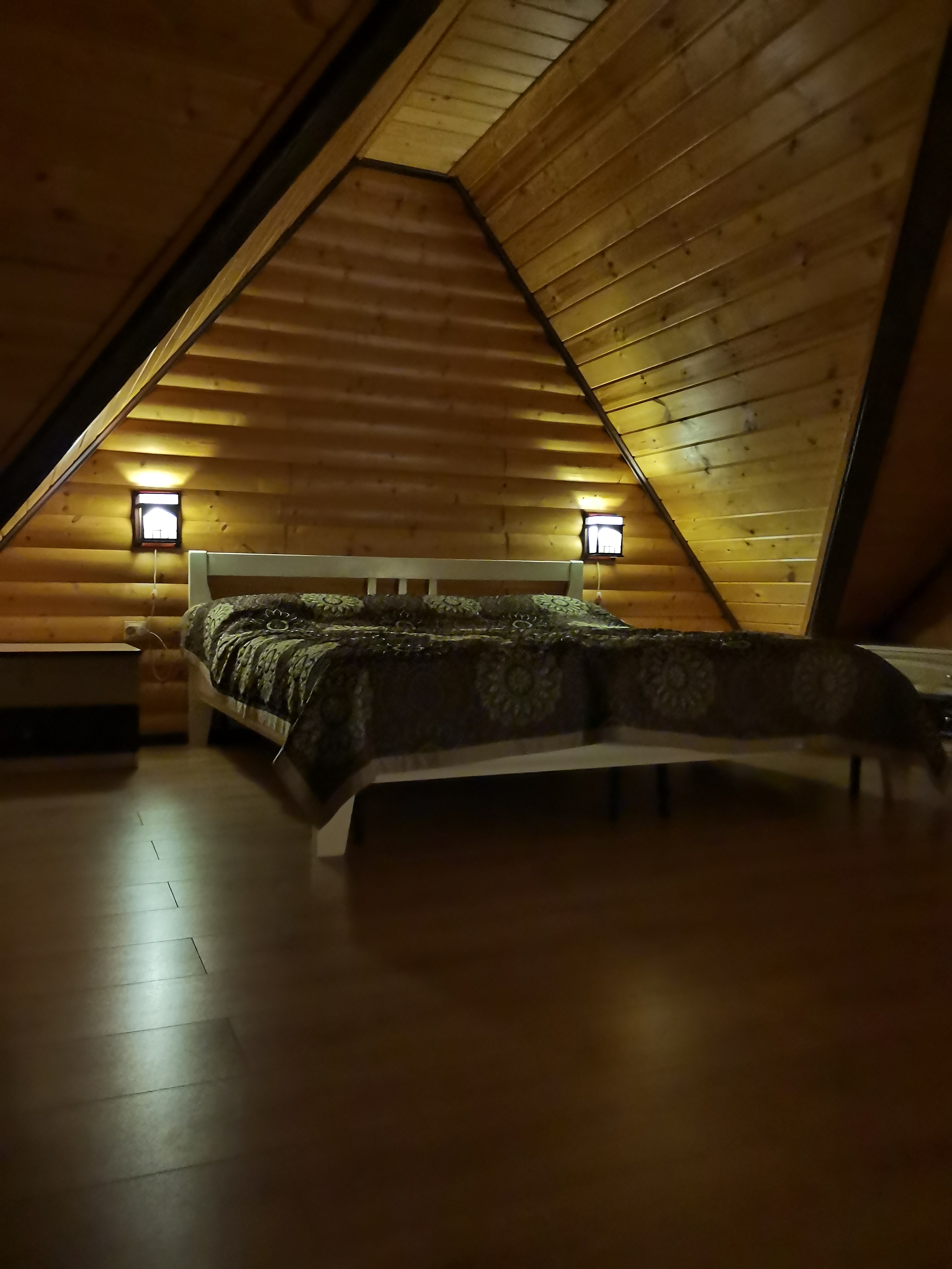 Фото Тихотут