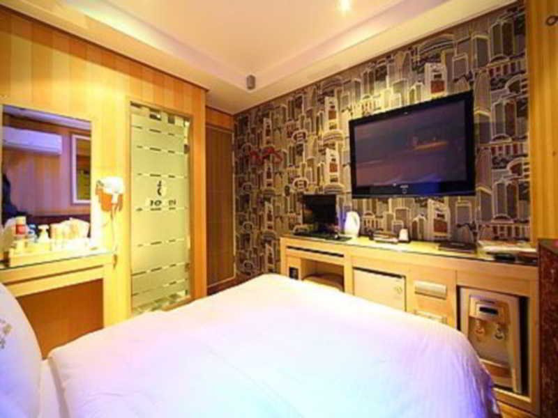 Фото Shinchon S Hotel