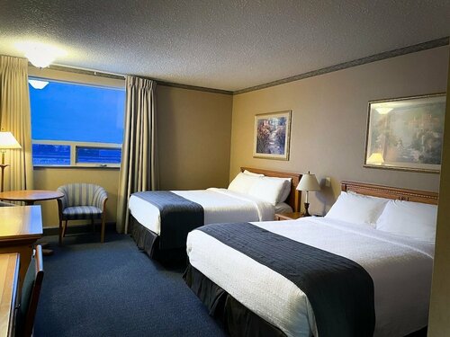 Гостиница The Glenmore Inn & Convention Centre в Калгари