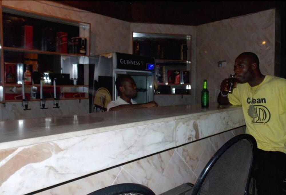 Фото Royal Paragon Hotel