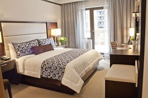 Фото The Pearl Hotel