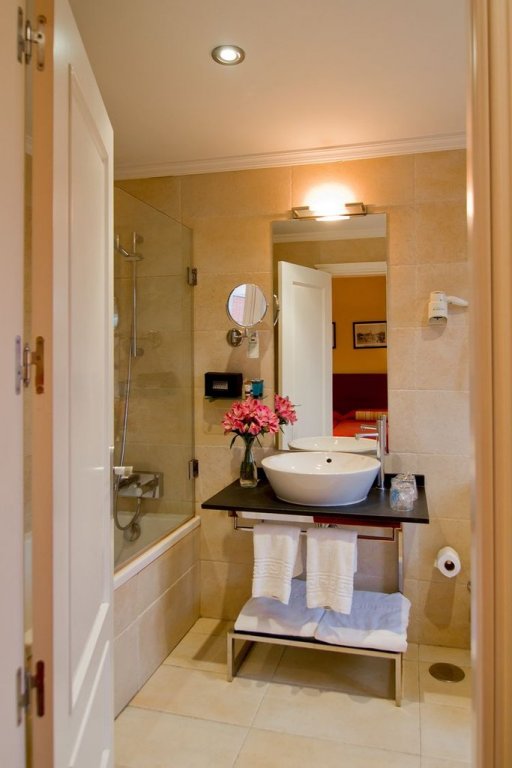 Фото ITC Infantas by Soho Boutique hotel