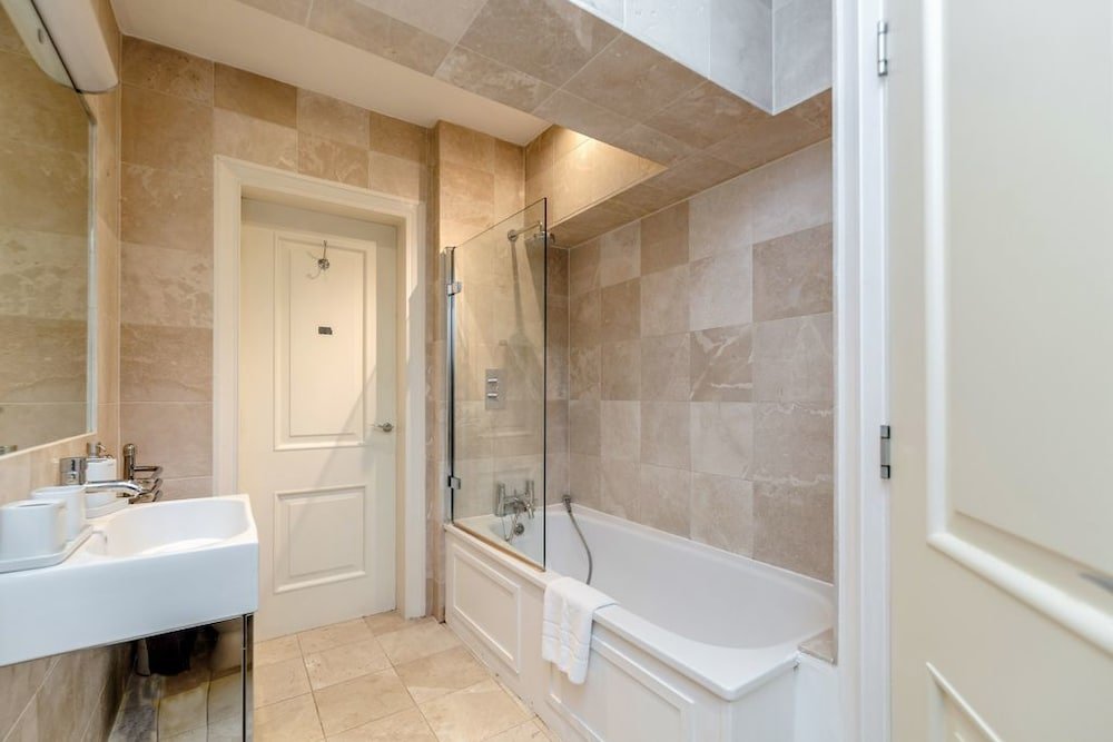 Фото Outstanding Trafalgar Penthouse sleeps 8