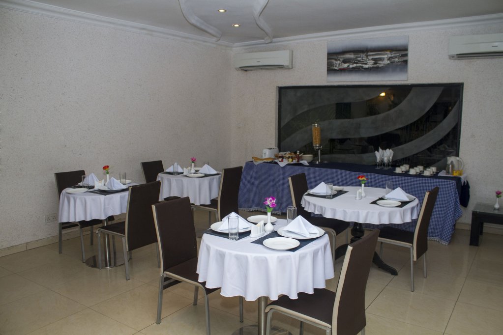 Фото Atlantic Hotel