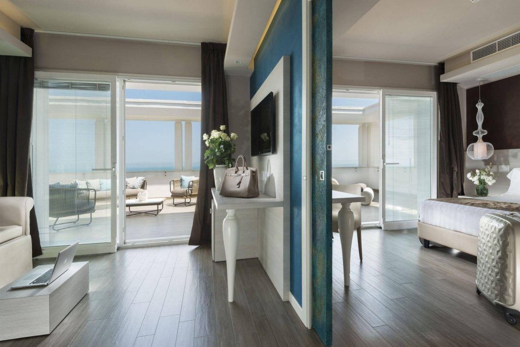 Фото Ambasciatori Luxury Resort