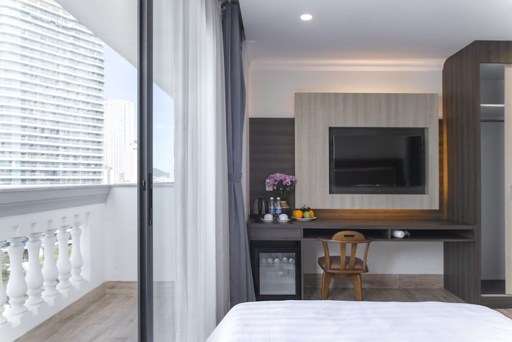 Фото Seven Seas Hotel and Apartment