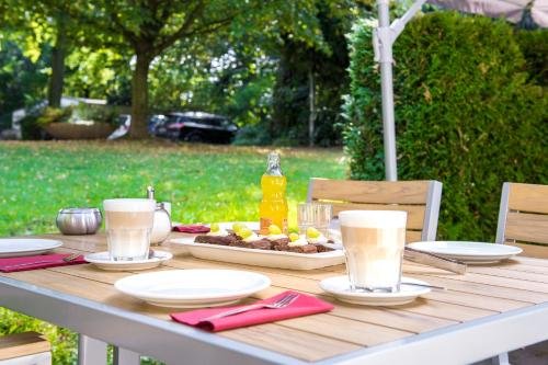 Фото Cjd Bonn Castell