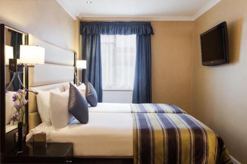 Фото Park Grand London Hyde Park