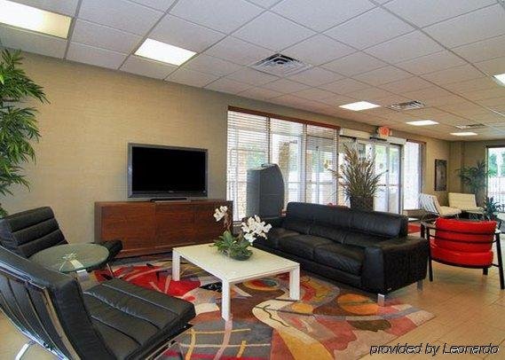 Фото Charleston Grand Hotel