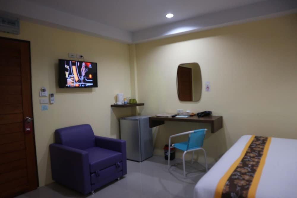 Фото Anyavee Nam Mao Beach Resort