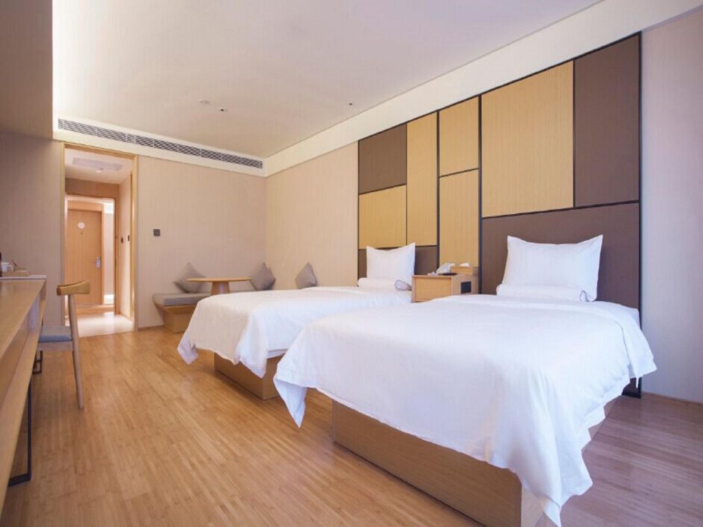 Фото Ji Hotel Guangzhou Tianhe East Railway Station