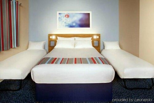 Гостиница Travelodge Madrid Alcalá в Мадриде