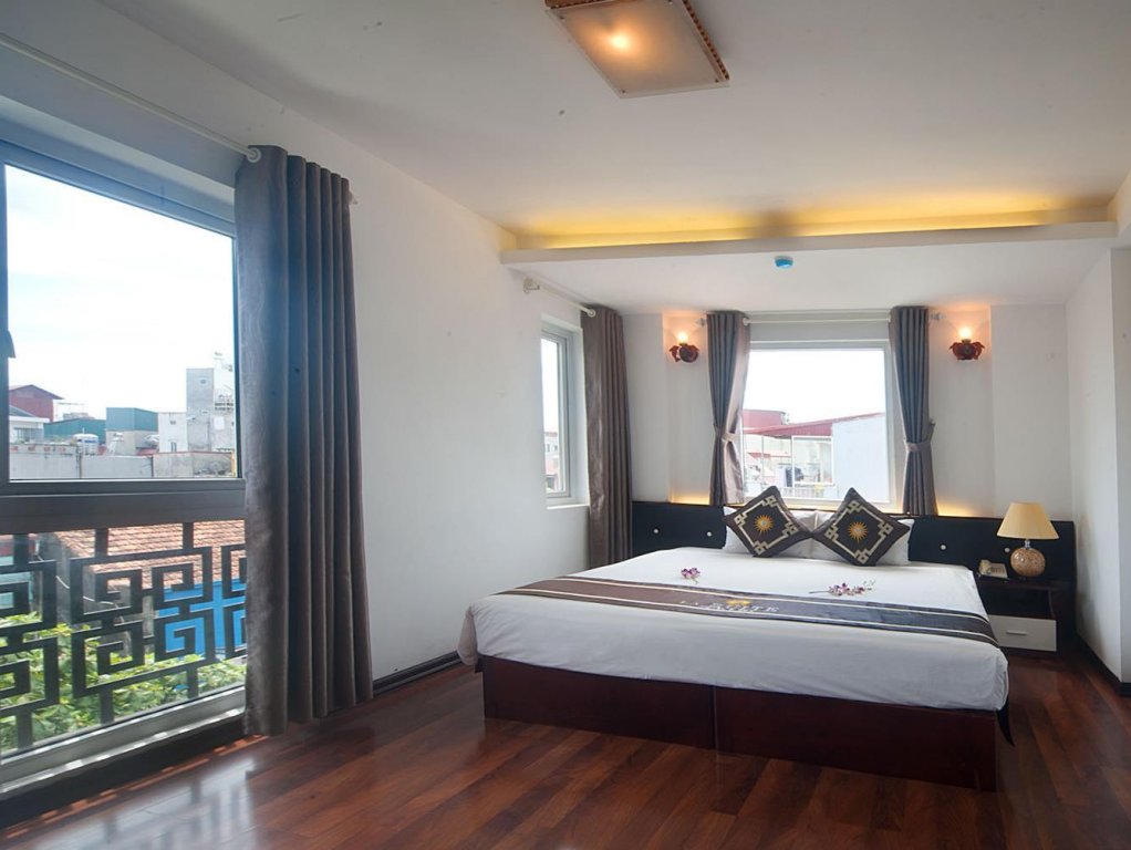 Фото La Suite Hotel & SPA