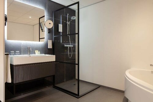 Гостиница Tulip Inn Leiden Centre в Лейдене