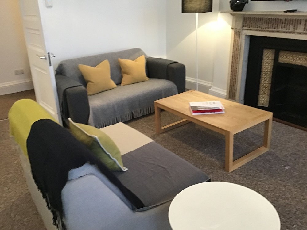 Фото Gower Street Apartments