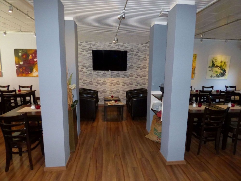 Фото Art Inn Hotel Dinslaken