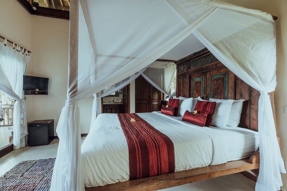 Фото The Village of Angels