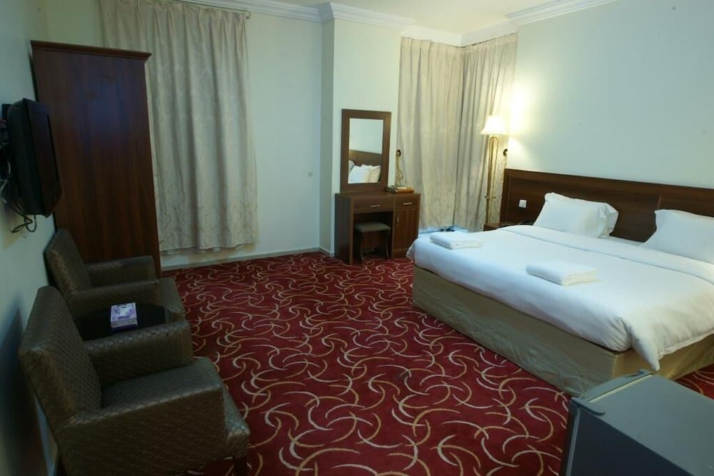 Фото Rabwat Al Safwa 1 hotel