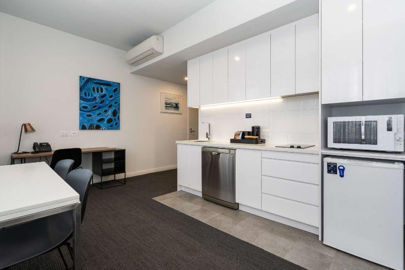 Фото The Gerald Apartment Hotel