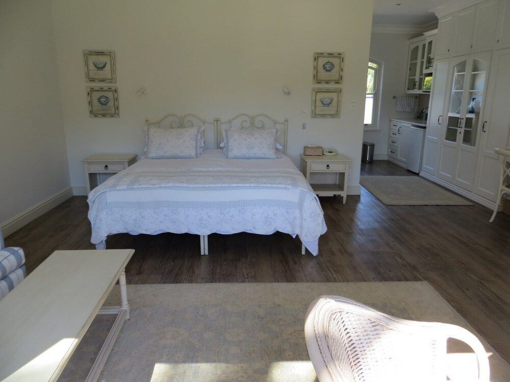 Фото Constantia Valley Lodge