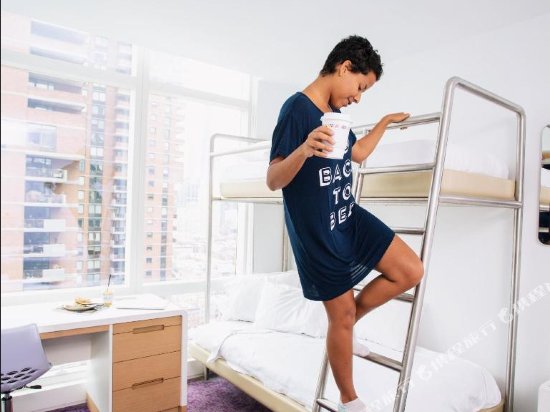 Фото Yotel London City