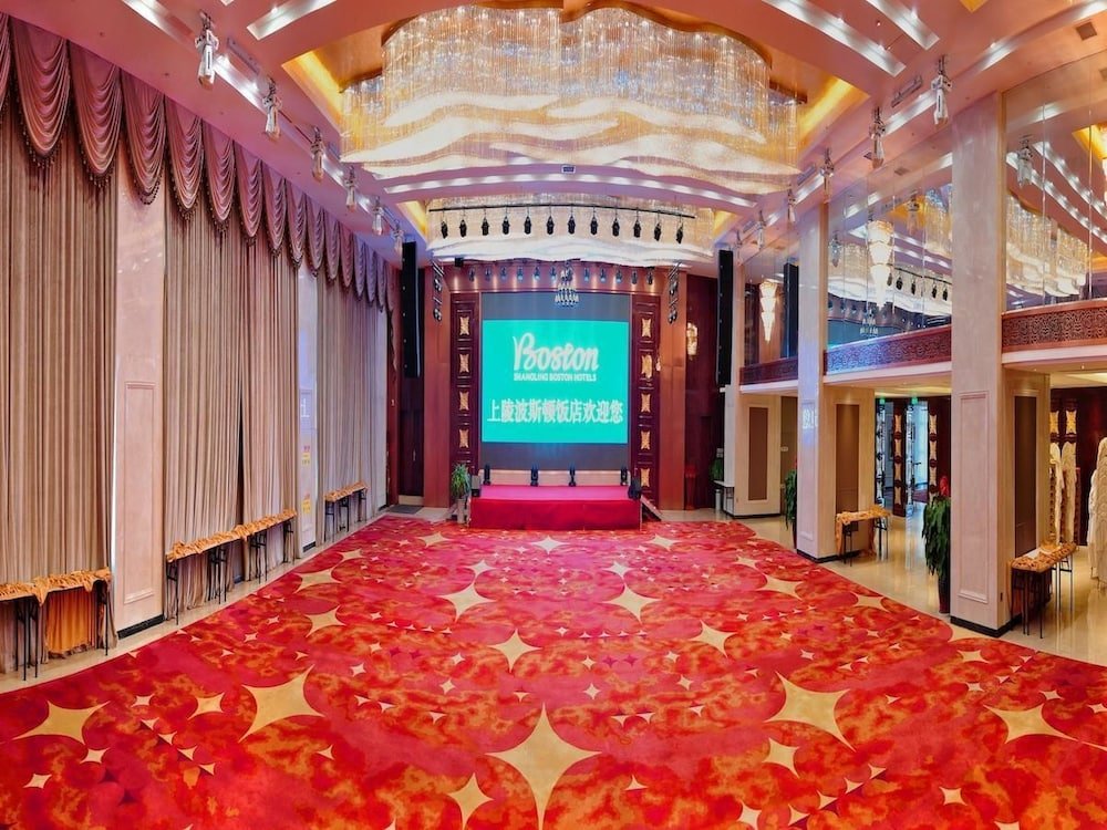 Фото Yinchuan Shangling Boston Hotel