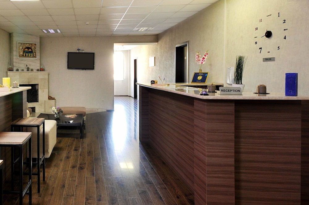 Фото Отель Athletics