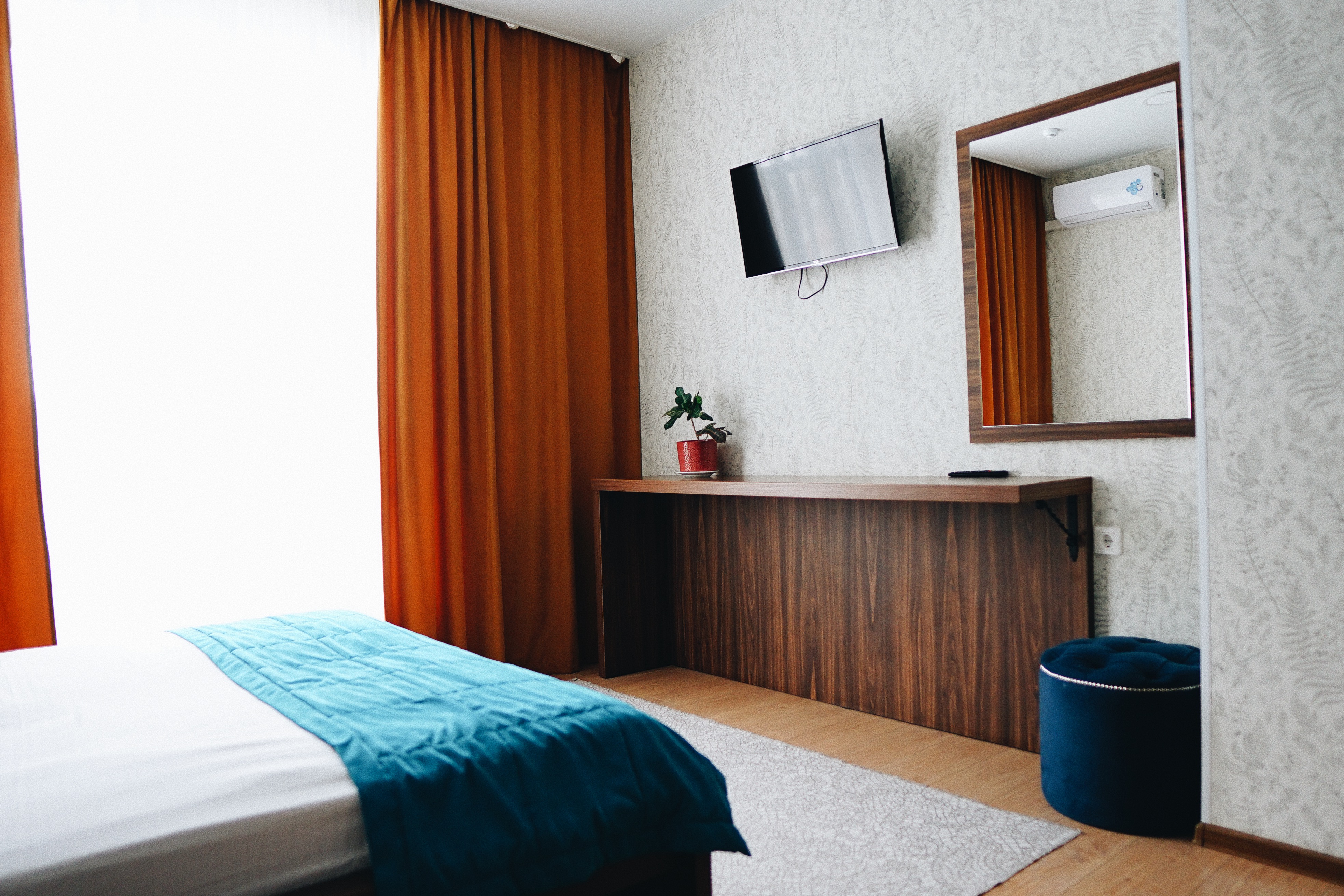 Фото Петровский