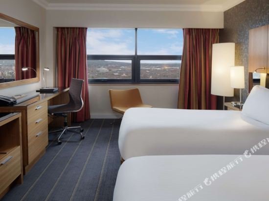 Фото Hilton Belfast