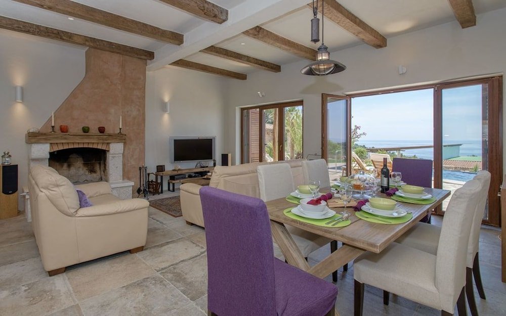 Фото Luxury Villa Sea Seeker with Pool