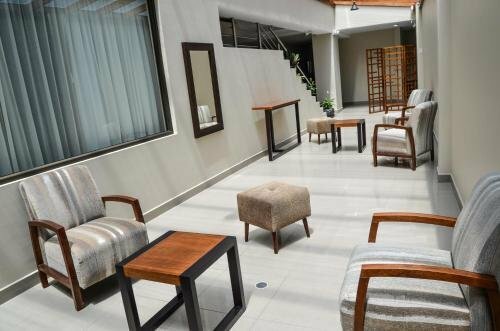 Гостиница Hotel San Agustin Plaza в Латакунге