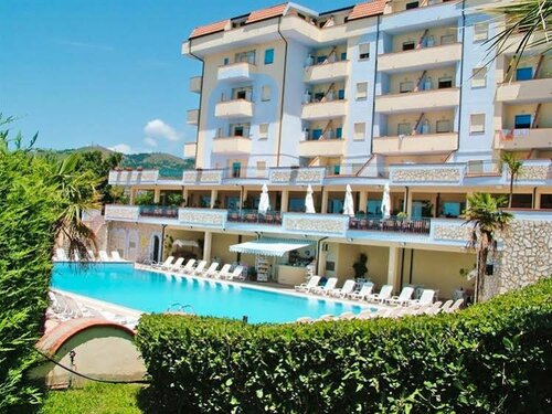 Внешний вид отеля Panorama Residence в Скалее, фото 1