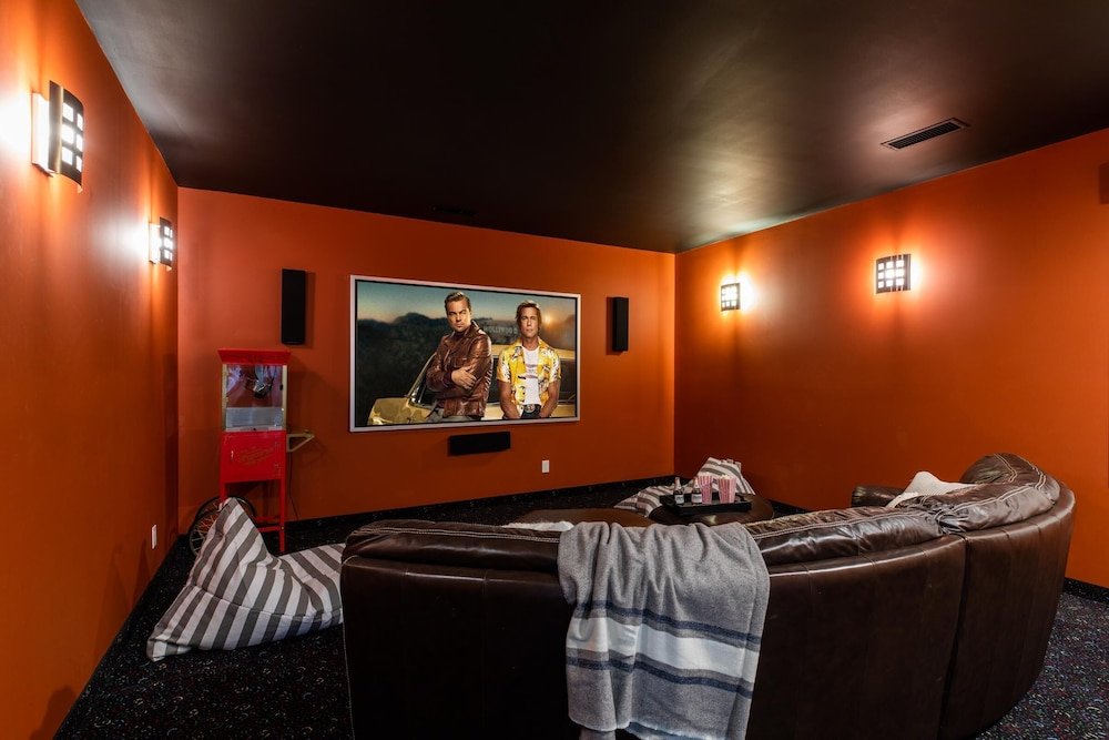 Фото Firefly by AvantStay Walk To Coachella! Villa w Mountain Views