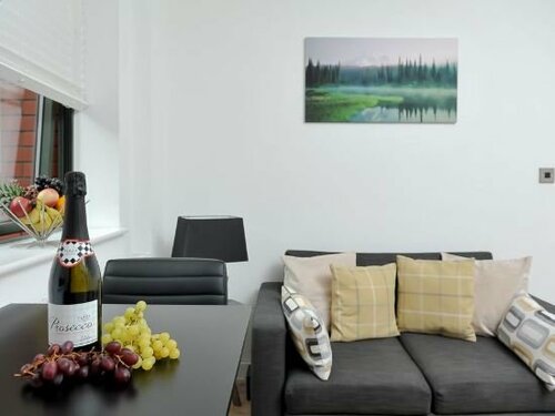 Гостиница Stunning one bedroom apartment by Creatick в Рединге