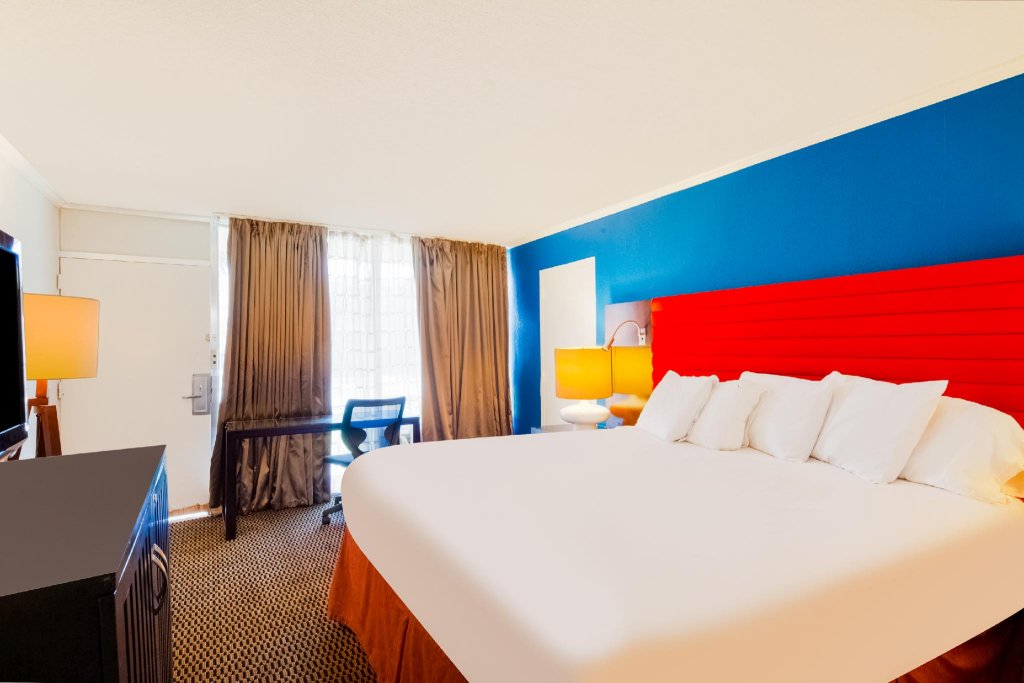 Фото Oyo Hotel Jackson North I-55